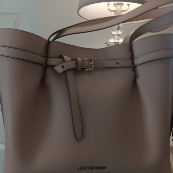 Michael Kors LG EW Emilia Tote - Picture 2 of 8